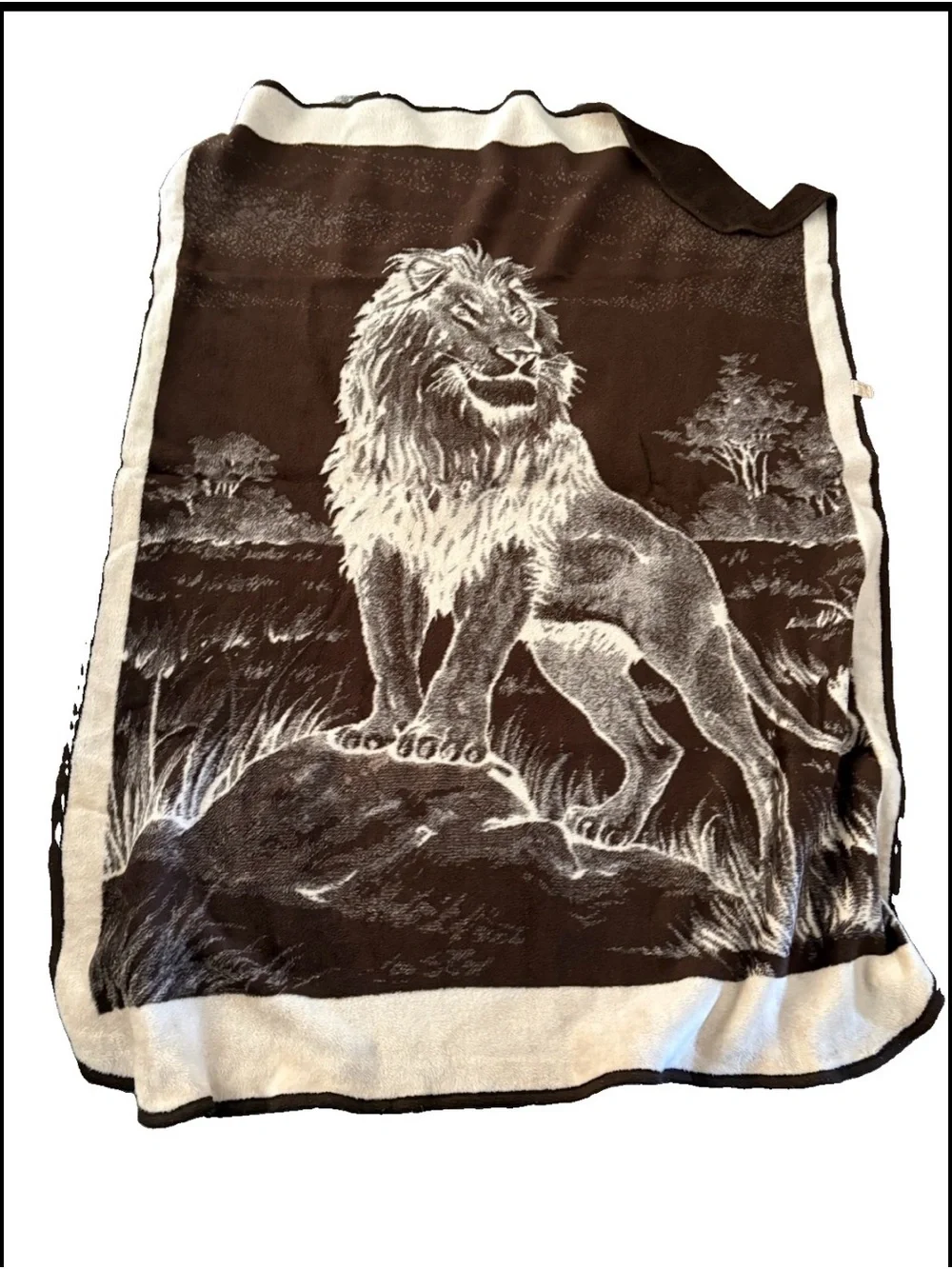Vintage San Marcos Lion Blanket In Brown & Cream 87X62 Twin size EUC Cottagecore
